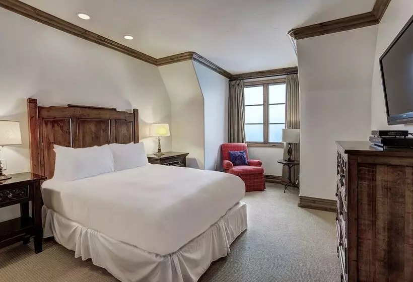 2 Bedroom Premium Apartment, The Arrabelle At Vail Square, A Rockresort