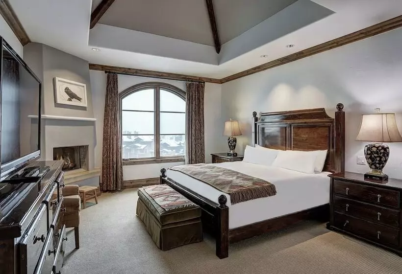 2 Bedroom Premium Apartment, The Arrabelle At Vail Square, A Rockresort