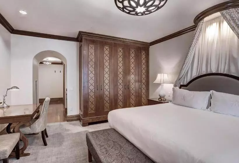 اتاق سوپریور با تخت بزرگ, The Arrabelle At Vail Square, A Rockresort