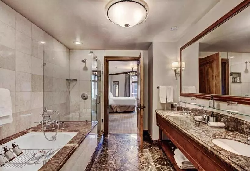 سوئیت با تخت بزرگ, The Arrabelle At Vail Square, A Rockresort
