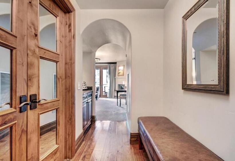 ジュニアスイート, The Arrabelle At Vail Square, A Rockresort