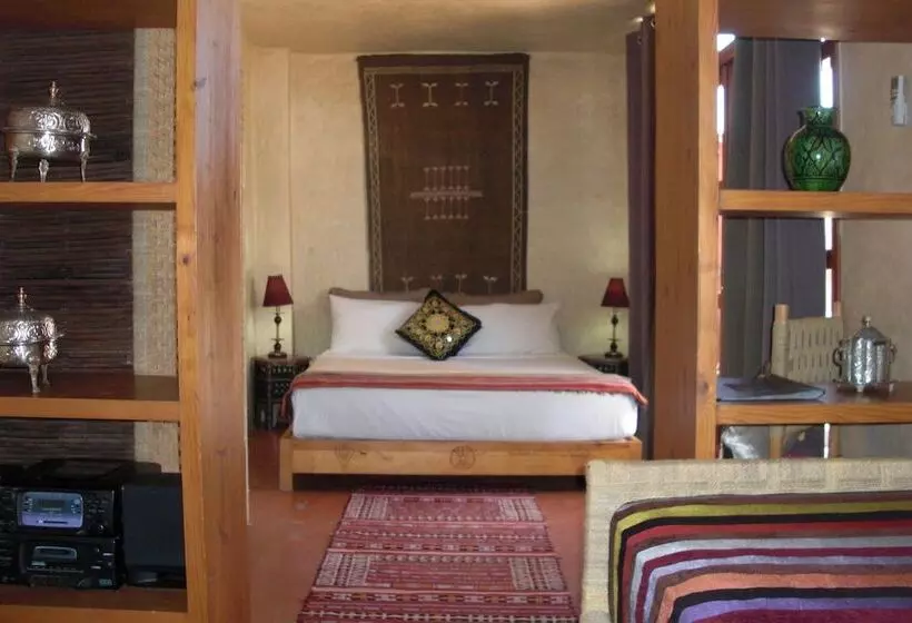 سوییت خانوادگی, Riad Tafilag