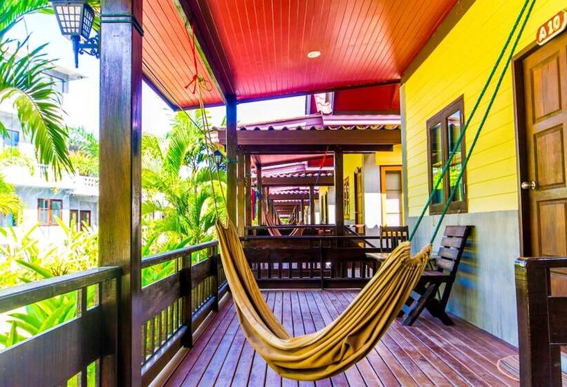 スーペリアーバンガロー, See Through Resort Haad Yao