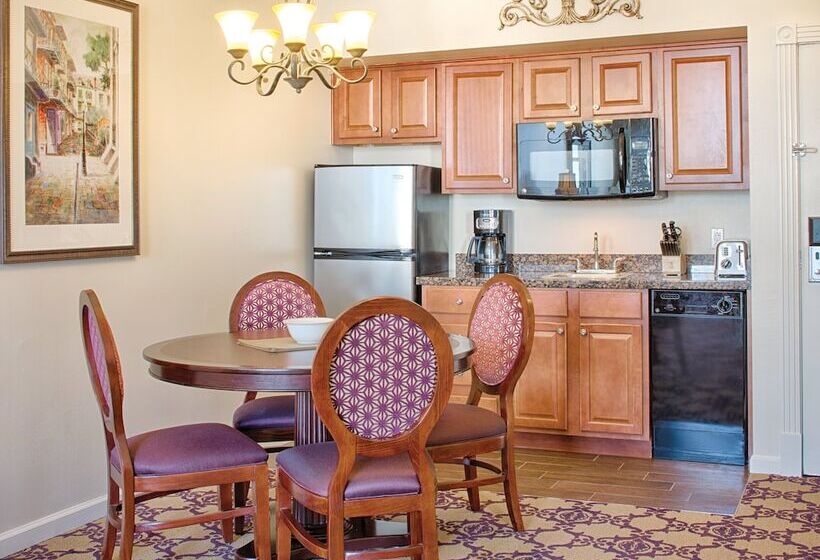 استودیوی استاندارد, Club Wyndham La Belle Maison