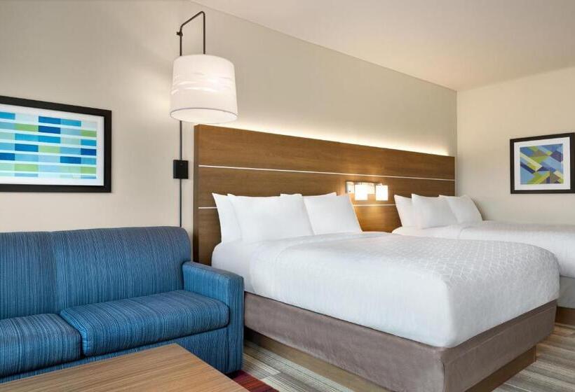 带2个卧室的套房, Holiday Inn Express & Suites   Ukiah, An Ihg