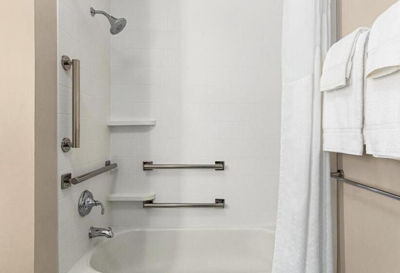 장애인을 위한 스탠다드 룸, Holiday Inn Express & Suites   Ukiah, An Ihg