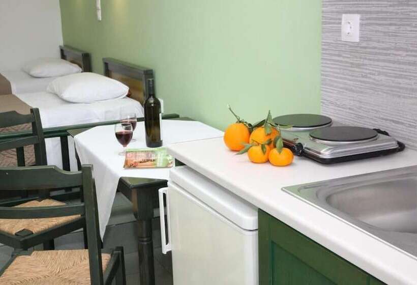 Escritório Estándar, Apollon Hotel Apartments