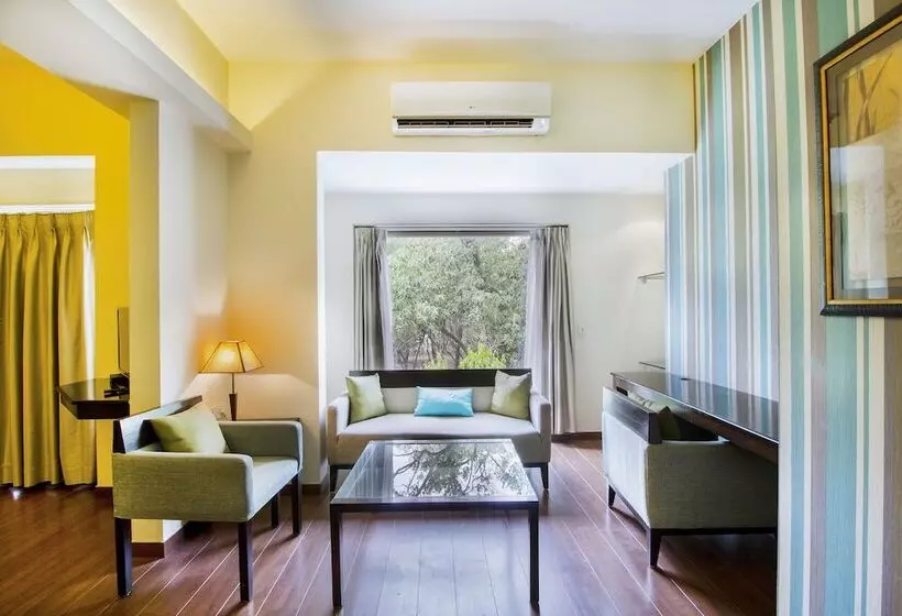 プレミアムルーム, Fabhotel Prime Shervani