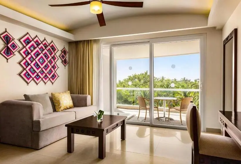 キングサイズベッドのジュニアスイート, Fiesta Americana Riviera Nayarit Resort All Inclusive & Spa