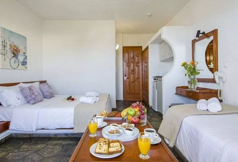 スタンダードスタジオ, Folia Apartments Chania