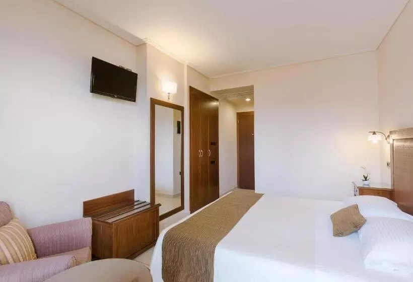 اتاق کلاسیک, Akti Taygetos Conference Resort