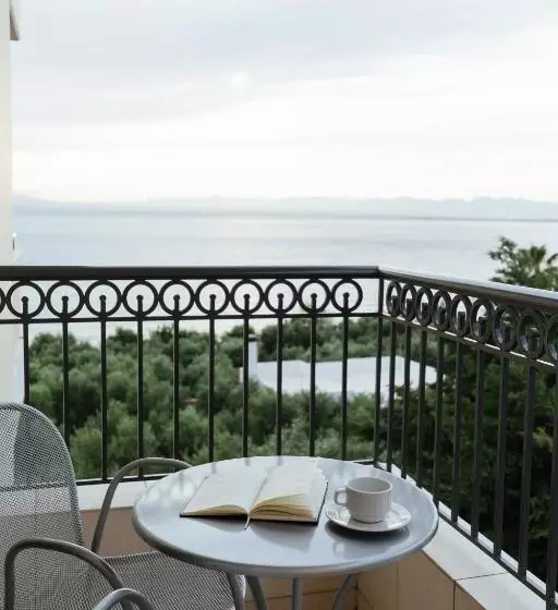 اتاق کلاسیک, Akti Taygetos Conference Resort
