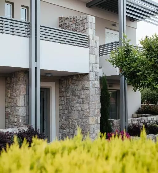 سوئیت جونیور با چشم‌انداز باغ, Akti Taygetos Conference Resort