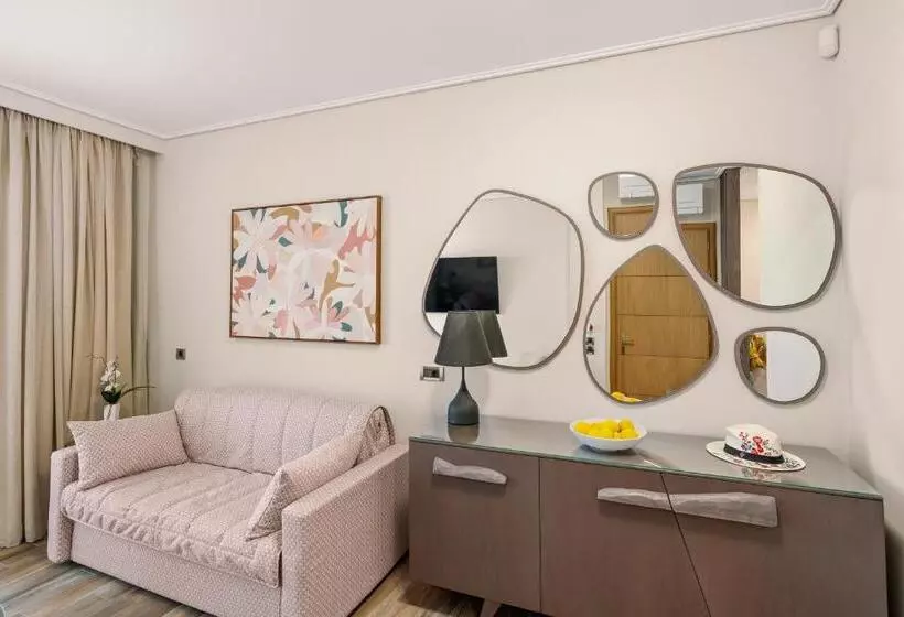 Family flat with garden view, Akti Taygetos Conference Resort