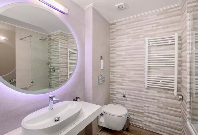 Family flat with garden view, Akti Taygetos Conference Resort