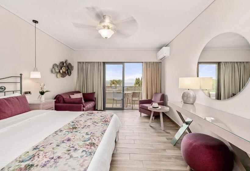 Superior bungalow with sea view, Akti Taygetos Conference Resort