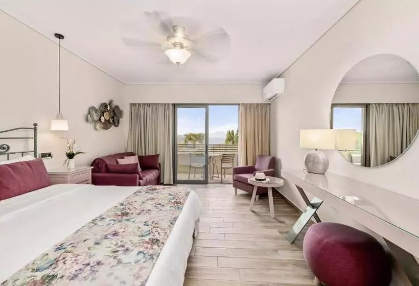 Superior bungalow with sea view, Akti Taygetos Conference Resort