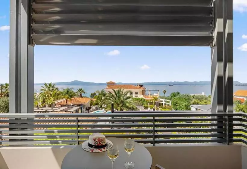Family flat with garden view, Akti Taygetos Conference Resort