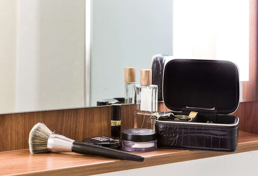 スタンダードルーム, Campanile łódź