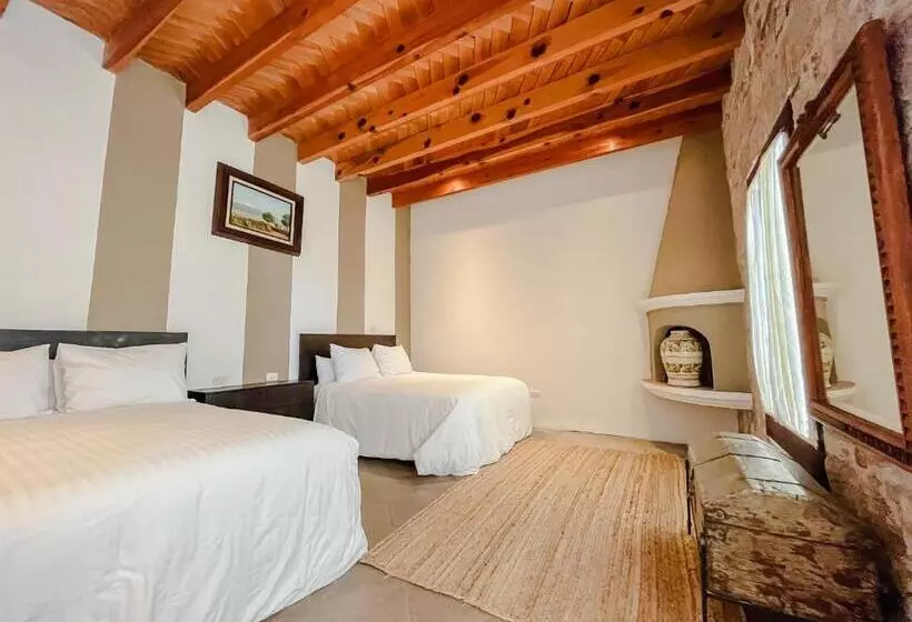 سوییت جونیور, Casa Liza