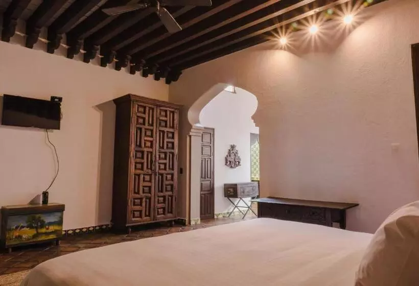 اتاق لوکس, Casa Liza