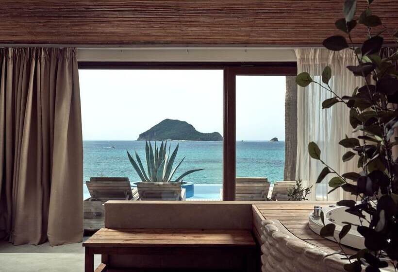 Полулюкс, Gloria Maris Hotel Suites And Villa