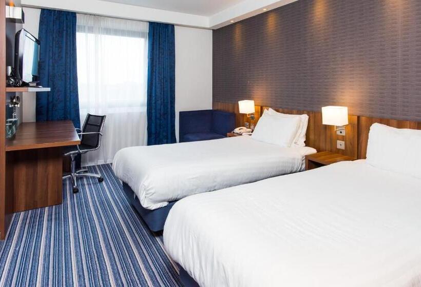 Номер Стандарт, Holiday Inn Express Tamworth By Ihg