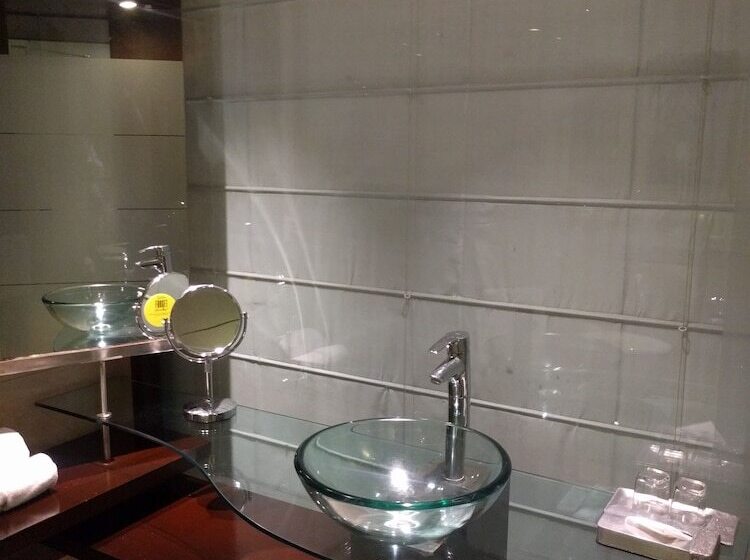 商务房间, Lemon Tree Premier 2, Gurugram