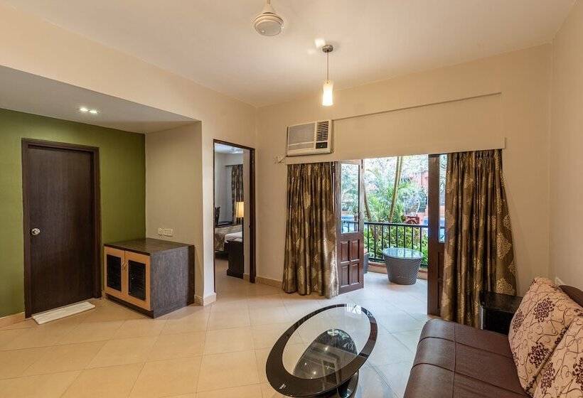 패밀리 스위트, Neelams The Grand