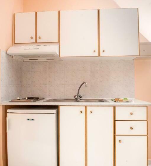 스탠다드 트리플 룸, Paradise Studios