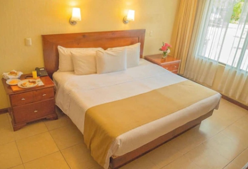 Номер Стандарт, San Antonio