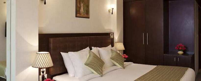 クラブルーム, Saptagiri