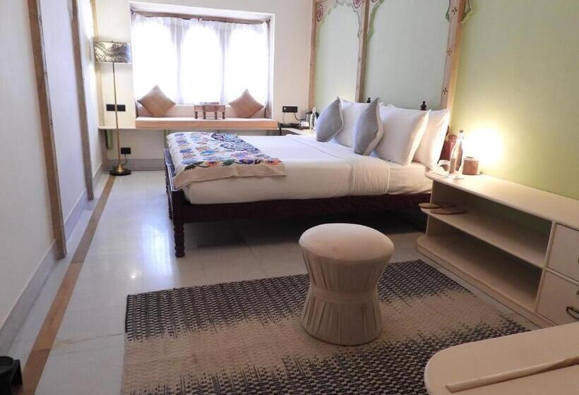 חדר סופריור, The Stepwell