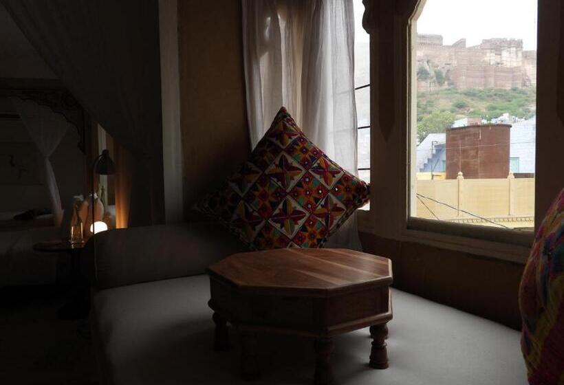 סוויטה, The Stepwell