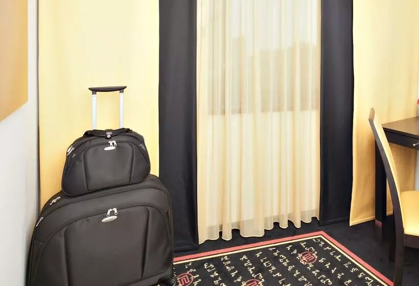 سوییت جونیور, Vienna House Easy By Wyndham Katowice