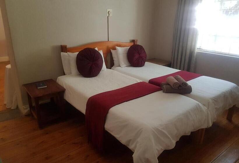חדר משפחתי, Karoo Manor Guesthouse And Restaurant