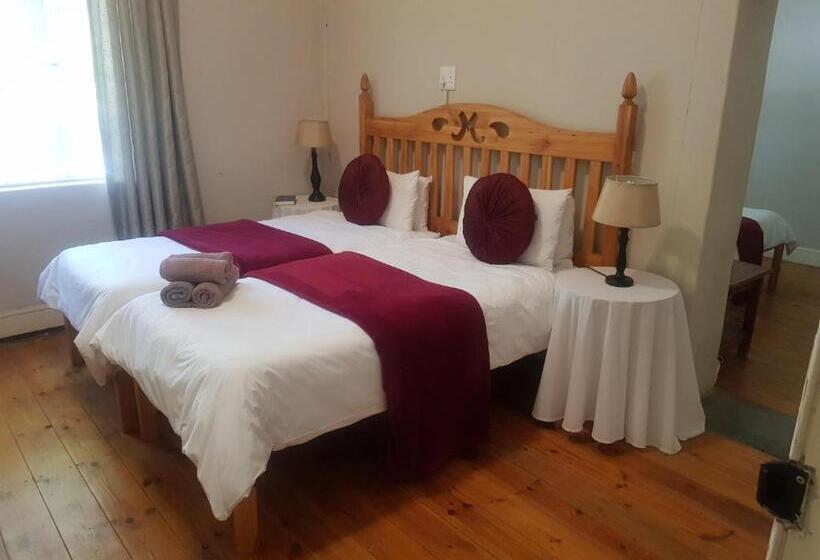 חדר משפחתי, Karoo Manor Guesthouse And Restaurant