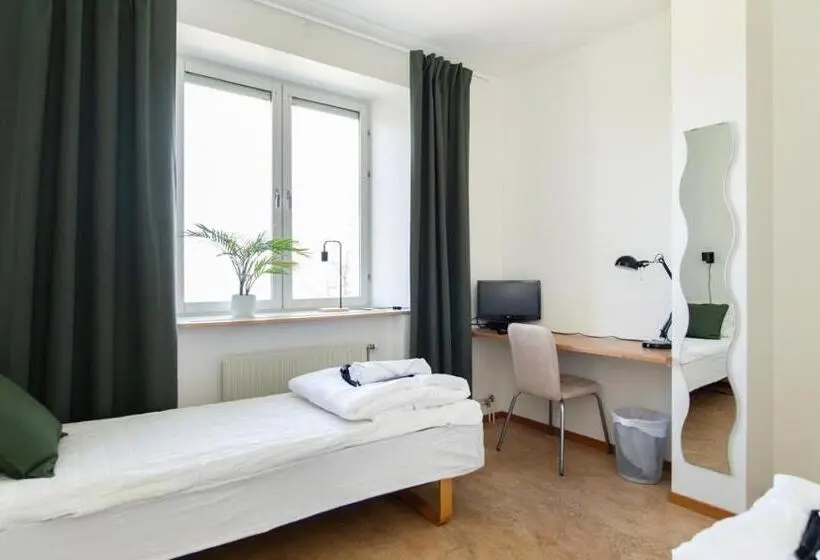 身障者適用スタンダードルーム, Härnösands Folkhögskolas Bed & Breakfast