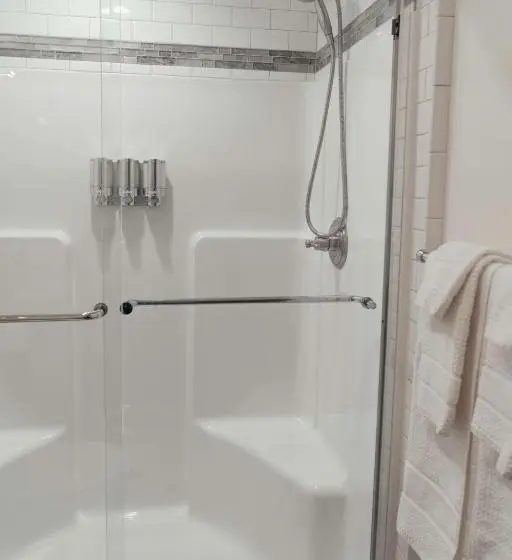 اتاق استاندارد با تخت بزرگ, Clear Creek Inn