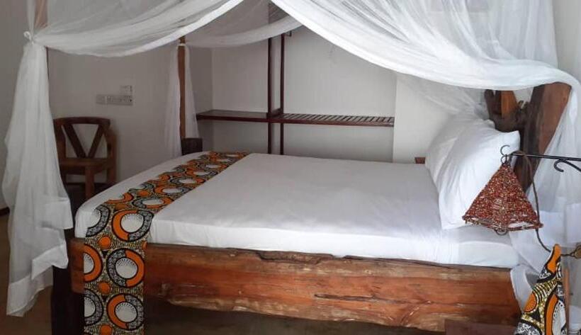 اتاق استاندارد با تخت بزرگ, Villa Kumi