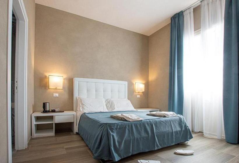 Номер Стандарт, Cecina Beach