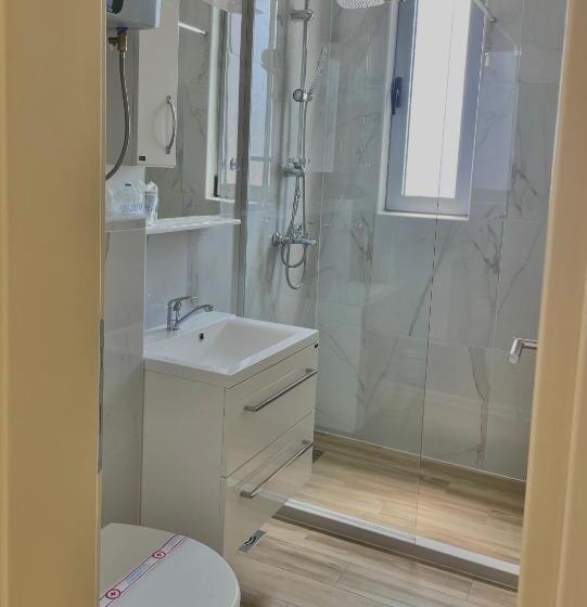 Appartement 2 Chambres, Kaligrosh