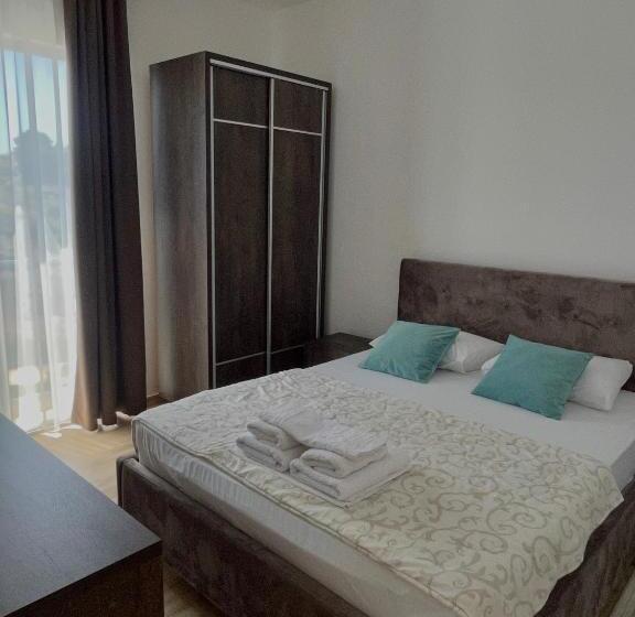 Appartement 2 Chambres, Kaligrosh