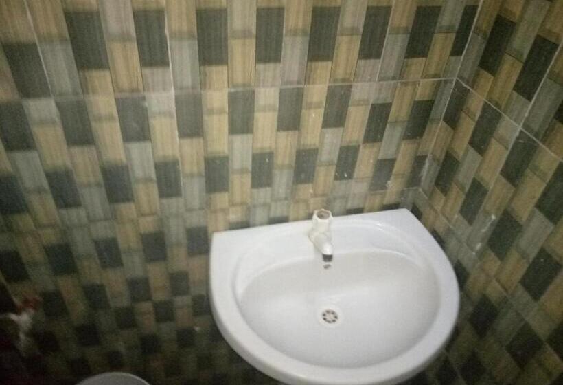 Standard Quadruple Room, Kicec Bar And Guest House Airport