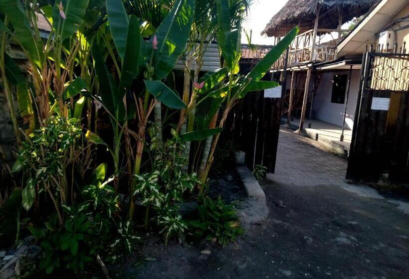 Standard Quadruple Room, Kicec Bar And Guest House Airport