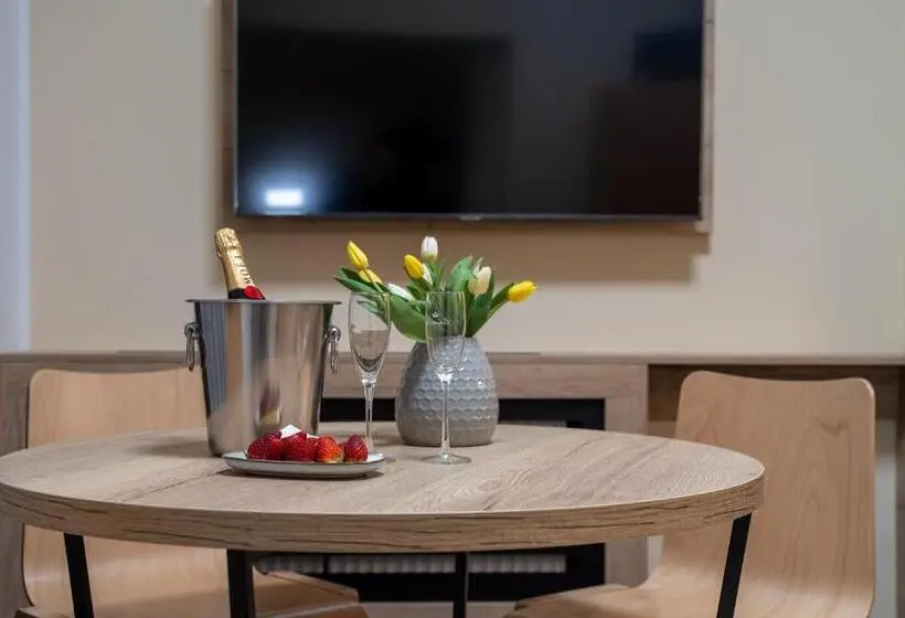 Superior 2-bedroom flat with a view, Zelený Potok