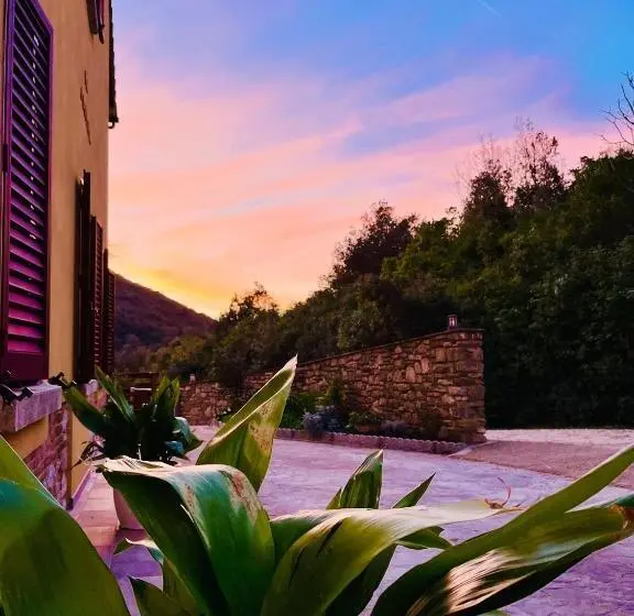 スタンダードインサイドビュールーム, B&b La Fucinaia Pet Friendly Adults Only