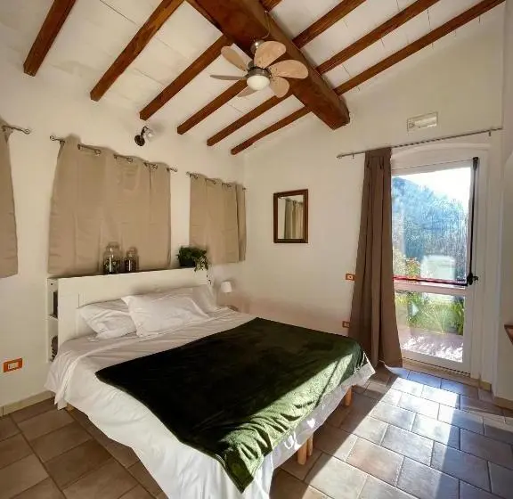 キングサイズベッドのスタンダードルーム, B&b La Fucinaia Pet Friendly Adults Only