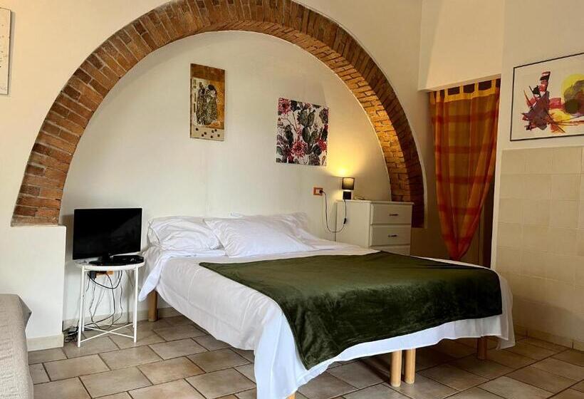 اتاق لوکس, B&b La Fucinaia Pet Friendly Adults Only