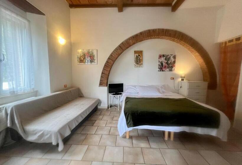 اتاق لوکس, B&b La Fucinaia Pet Friendly Adults Only